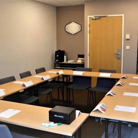 Hotel Ibis Lyon Est Chaponnay