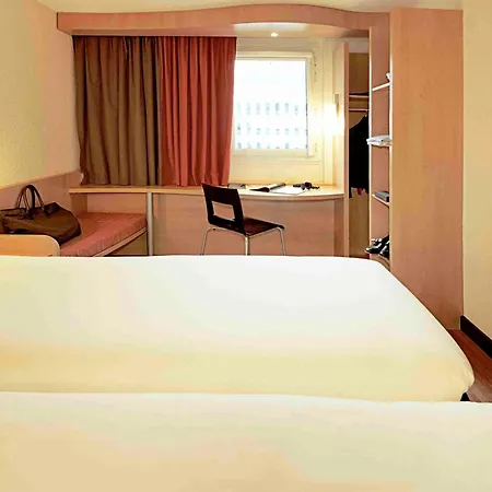 Ibis Lyon Est Hotel Chaponnay