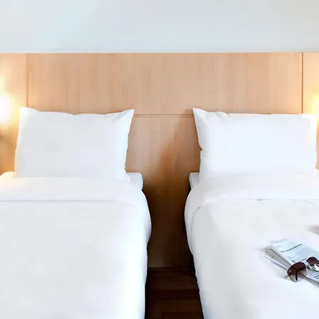 Hotel Ibis Lyon Est 3*