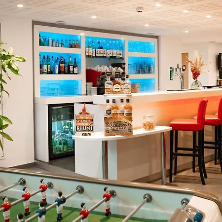Ibis Lyon Est Hotel