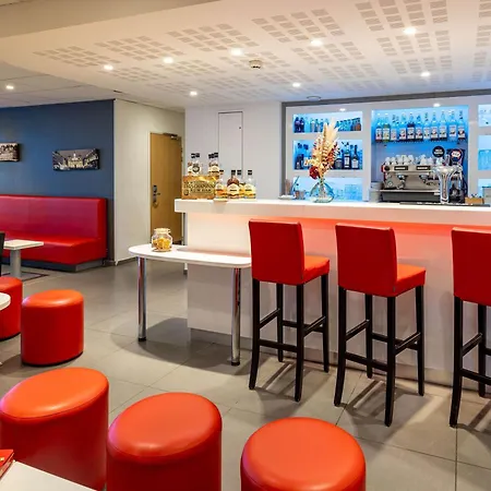 Hotel Ibis Lyon Est Chaponnay